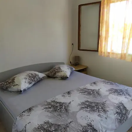 Apartment Primitivo Bay Hvar