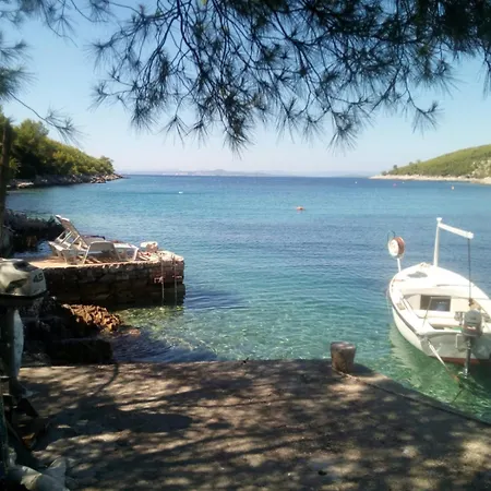Primitivo Bay Hvar Apartment *