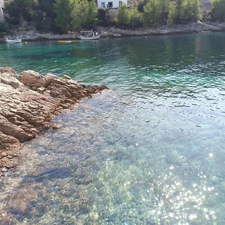 Primitivo Bay Hvar Apartment