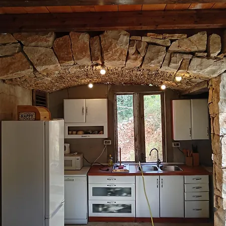 Primitivo Bay Hvar Апартаменти *