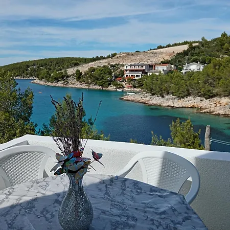 Primitivo Bay Hvar Апартаменты *