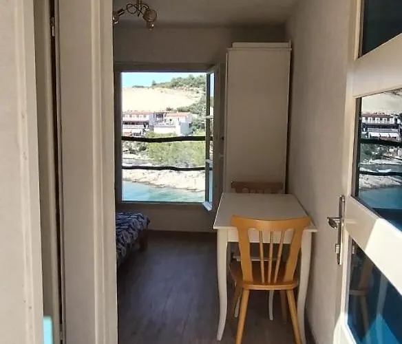 Primitivo Bay Hvar *