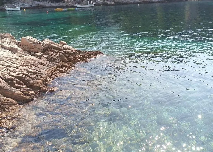 Primitivo Bay Hvar Apartment