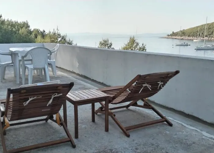 Primitivo Bay Hvar Apartman *